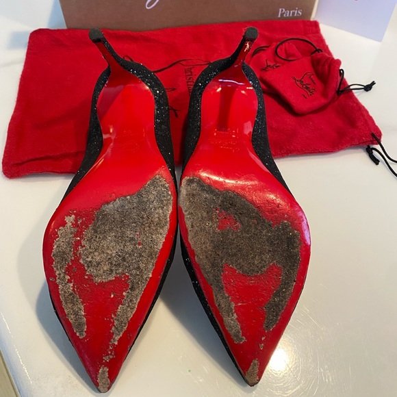 COPY - Christian Louboutin’s size 38, fits like a 7 1/2. Not for white feet. - Picture 3 of 5